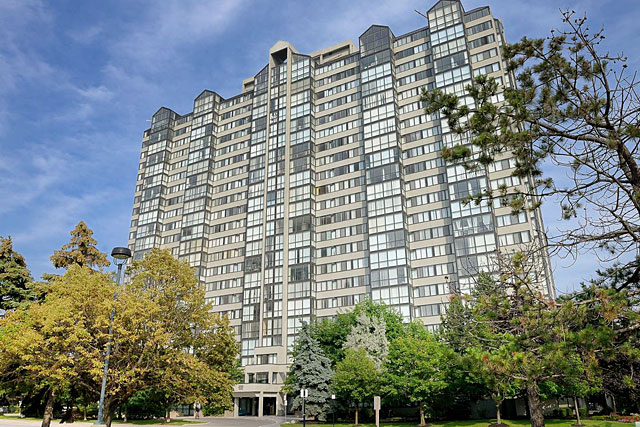 The Platinum Condos in City Centre at 350 Webb Drive, Mississauga