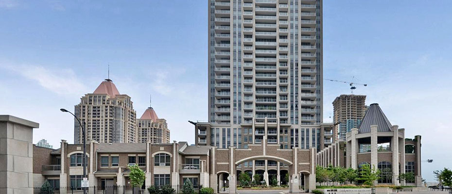 One Park Tower Condos at 388 Prince of Wales Drive, Mississauga